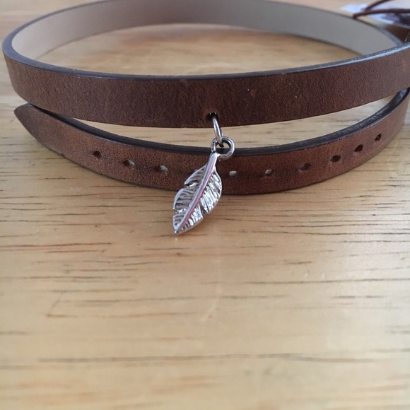 Tokyo Bay Leather Wrap Bracelet - Picture 6 of 8